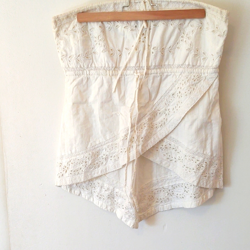 Cream strapless summer top